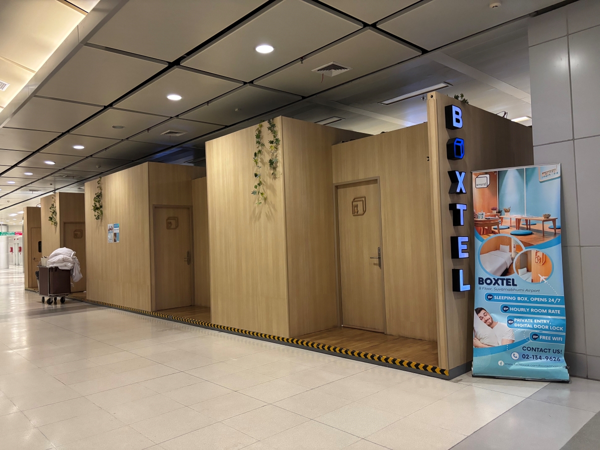 “Boxtel” a sleeping room for rent on the underground floor, Suvarnabhumi Airport.