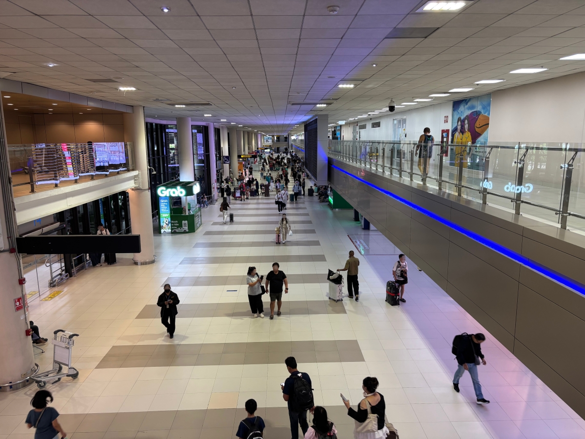 Arrival hall of Terminal 2, Don Muang Airport.