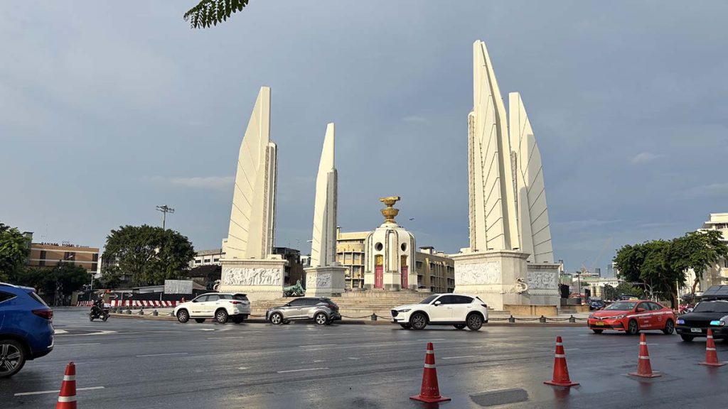 Democracy Monument