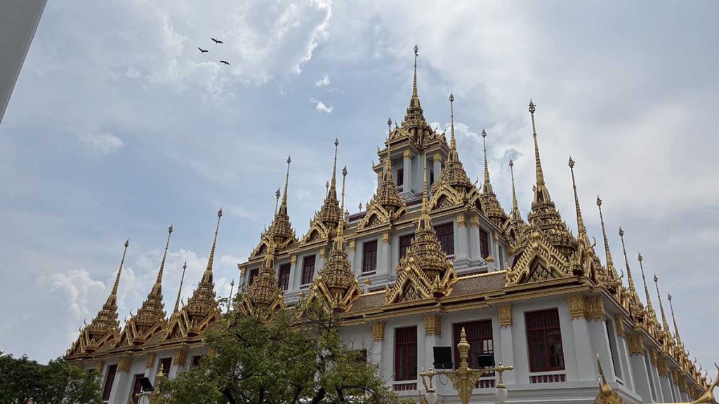 Wat Ratchanatdaram Worawihan